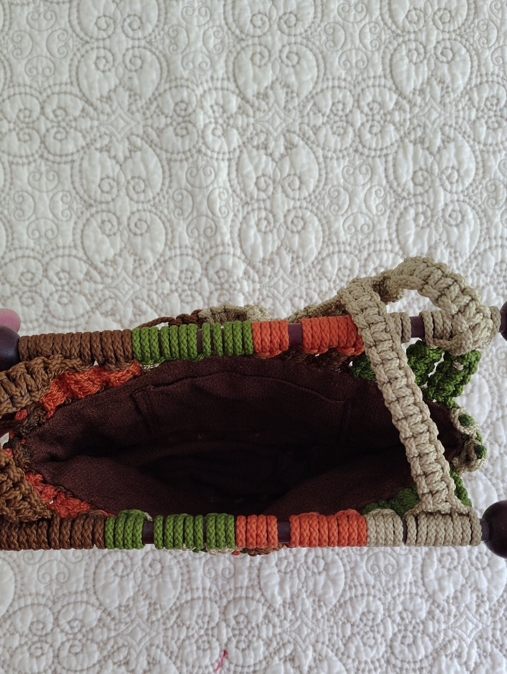 Vintage 1970's Macrame Shoulder Bag With Wooden Rods - Picture 12 of 15